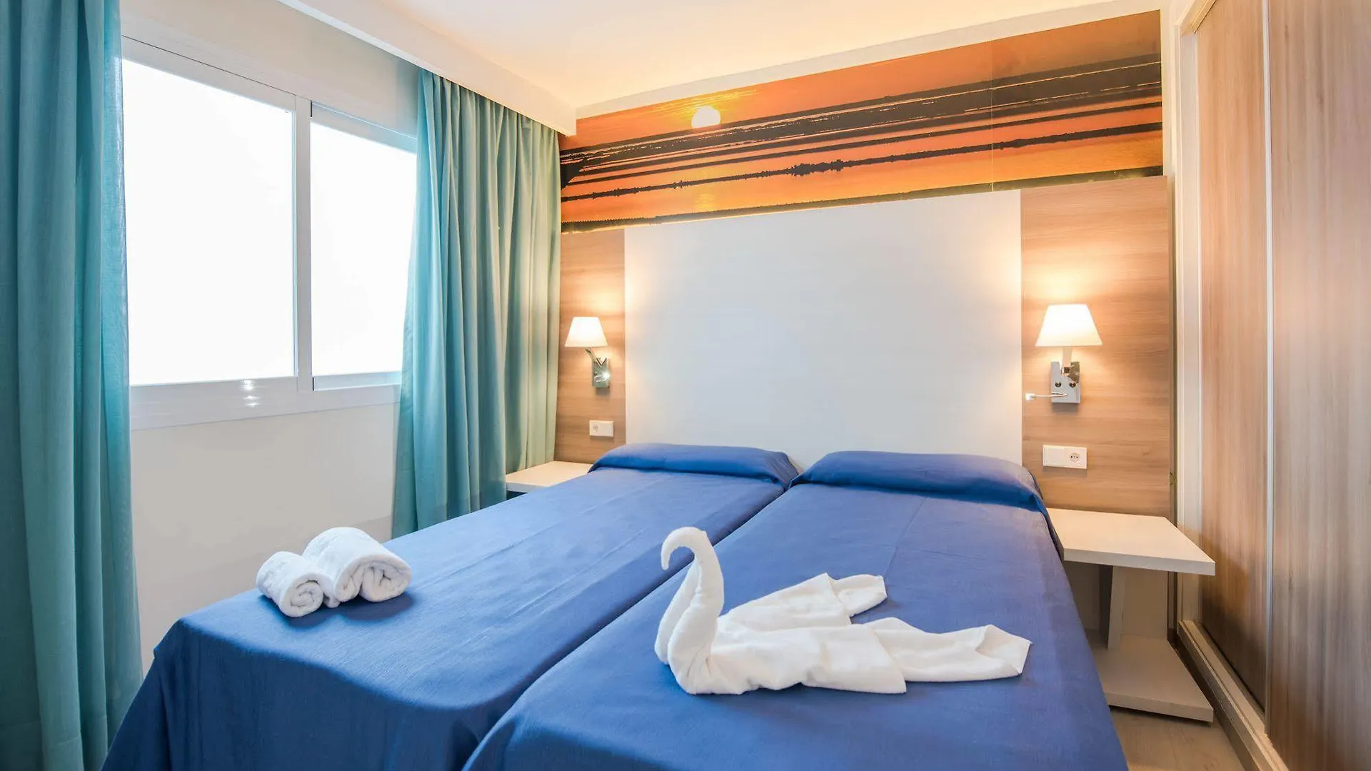 ** מלון דירות Sant Antoni de Portmany Apartamentos Los Angeles ספרד